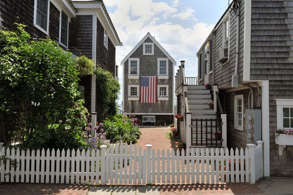 Traveling along Route 6 on the Cape all the way out to Provincetown is a wonderful way to spend a gorgeous day.