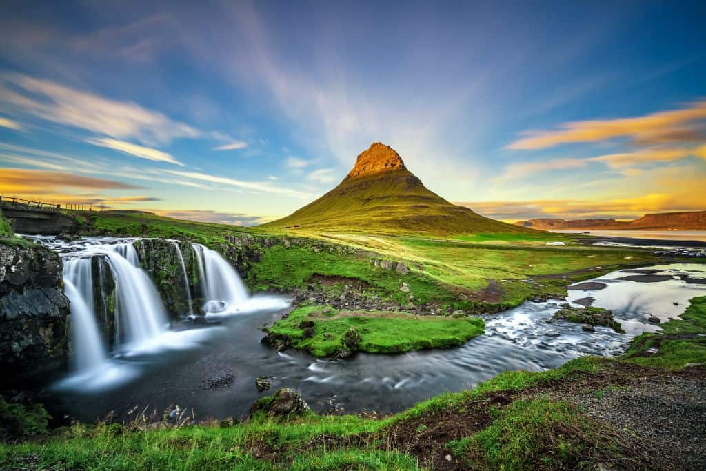 The scenery in Iceland is stunning and makes it worth visiting.