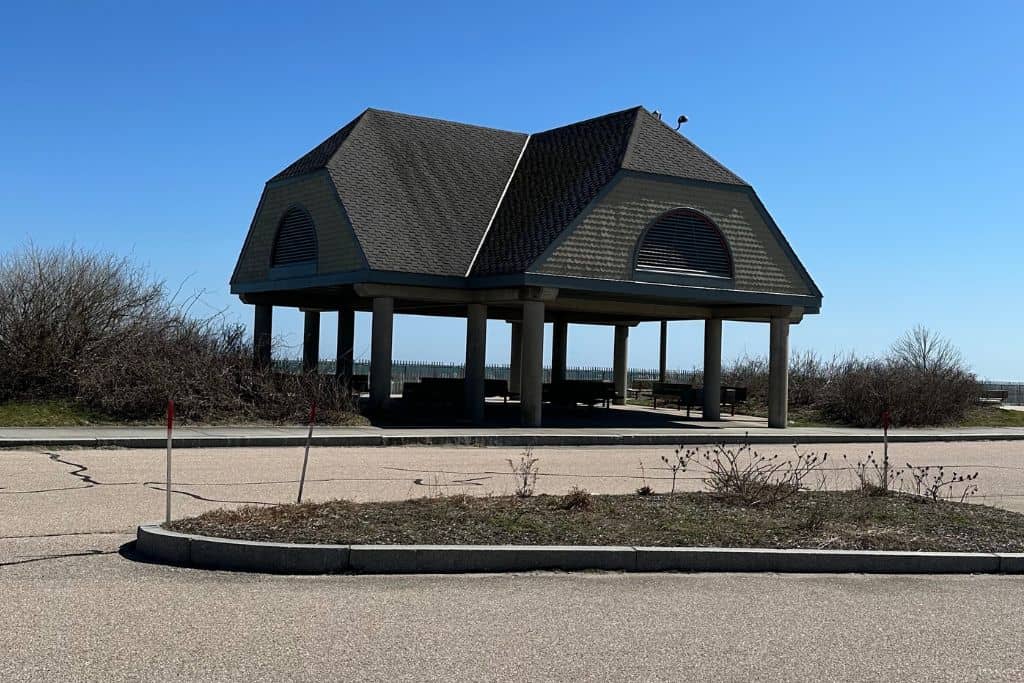 The outdoor pavilion to stay cool when at the beach. Sit down and stay out of the sun at Scarborough Beach State Park.